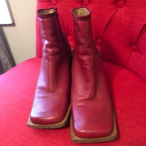 Leather shoe boots made in Brazil